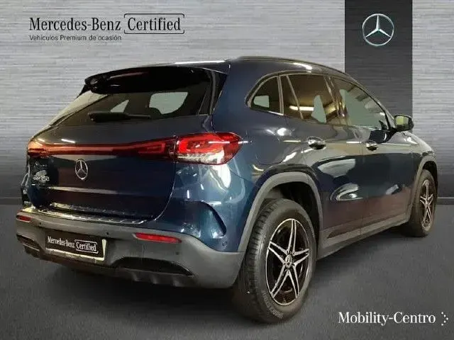 Usado Mercedes EQA250 AMG line 139 kW (190 CV) 2021 Azul denim SUV