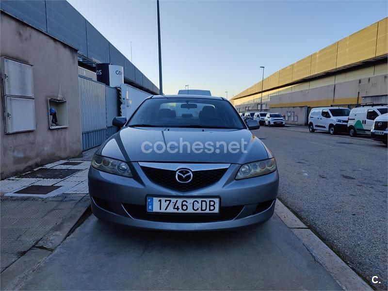 Usado Mazda 6 Active 136 CV (100 kW) 2002 Gris / plata Berlina
