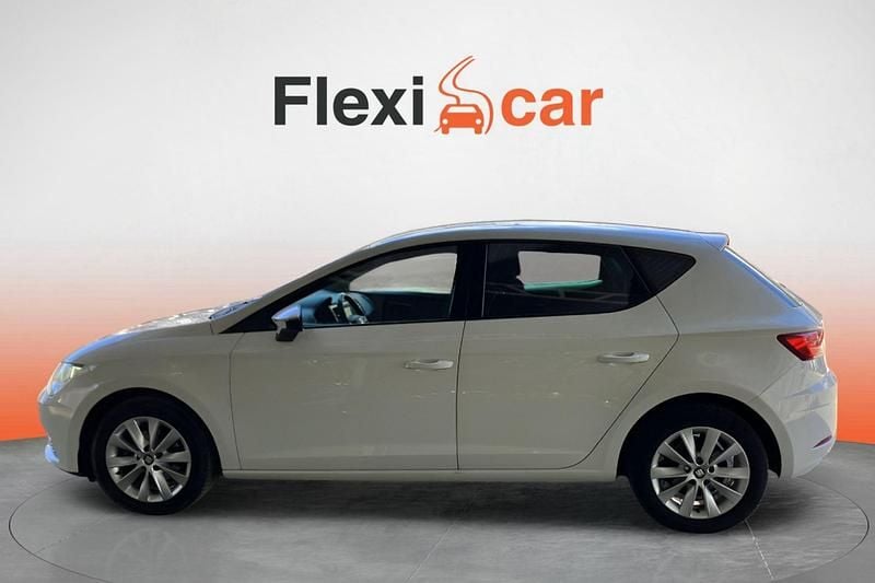 Usado Seat Leon Style 115 CV (84 kW) 2018 Blanco Berlina
