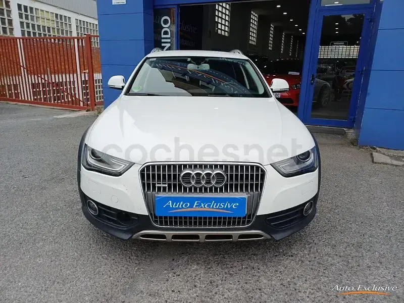 Usado Audi A4 Allroad Exclusive 190 CV (139 kW) 2015 Blanco Familiar