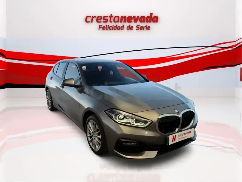 Usado BMW 116 116 CV (85 kW) 2023 Gris / plata Utilitario