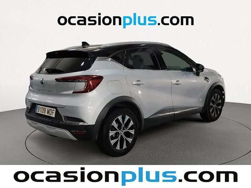 Usado Renault Captur Techno 90 CV (66 kW) 2023 Gris / plata SUV