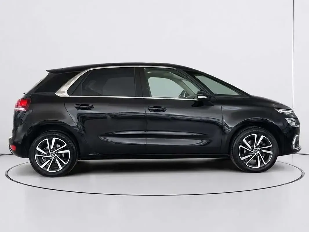 Usado Citroën C4 Picasso Feel 120 CV (88 kW) 2018 Negro Monovolumen
