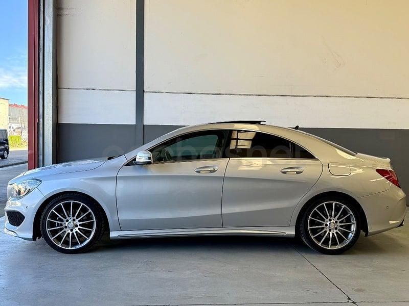 Usado Mercedes CLA200 AMG line 136 CV (100 kW) 2015 Gris / plata Berlina