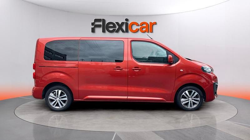 Usado Peugeot Traveller Active 116 CV (85 kW) 2017 Rojo Monovolumen