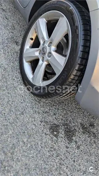 Usado Opel Meriva Cosmo 110 CV (80 kW) 2010 Beige Monovolumen