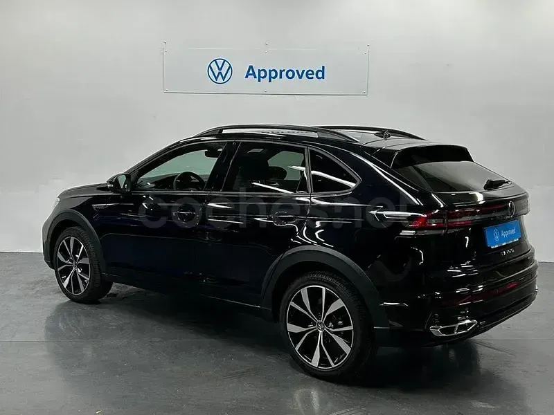 Usado VW Taigo R-line 150 CV (110 kW) 2022 Gris / plata SUV
