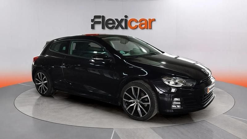 Usado VW Scirocco R-line 125 CV (91 kW) 2017 Negro Coupe