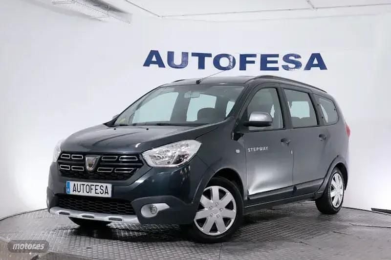Usado Dacia Lodgy Stepway 115 CV (84 kW) 2020 Negro Monovolumen