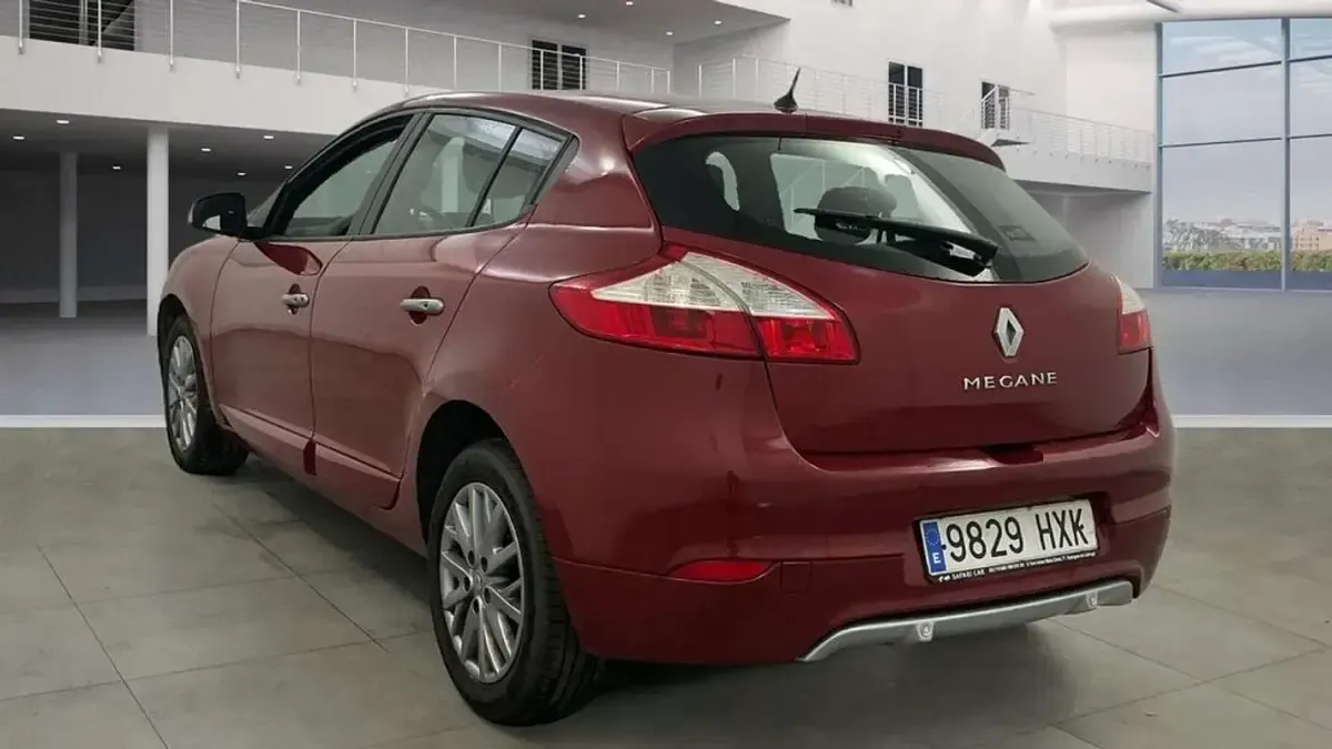 Usado Renault Mégane GT GT 116 CV (85 kW) 2014 Rojo Coupe