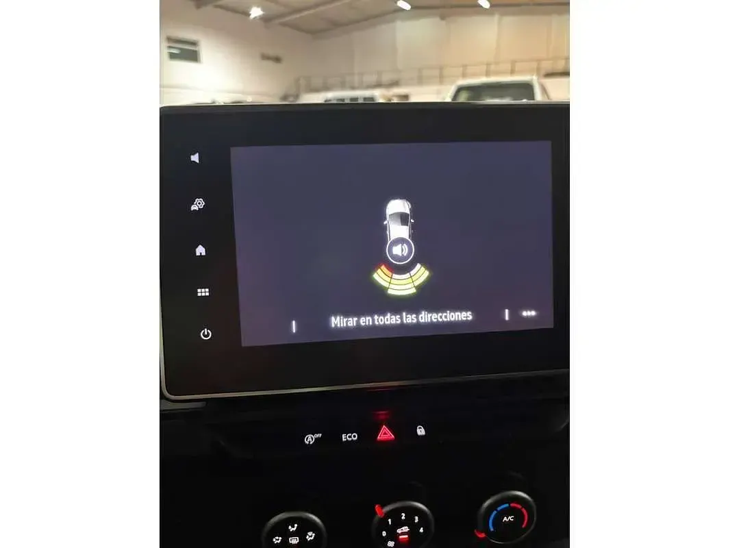 Usado Renault Kangoo 68 CV (50 kW) 2023 Blanco Monovolumen