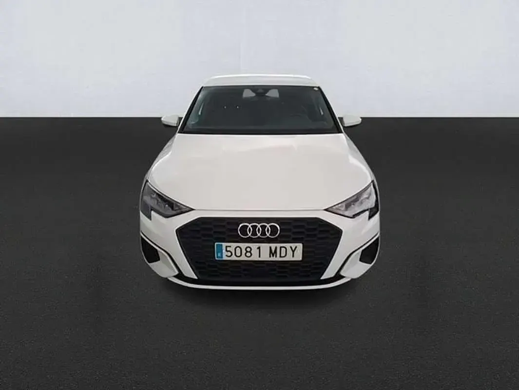 Usado Audi A3 Sportback 110 CV (80 kW) 2023 Blanco Utilitario