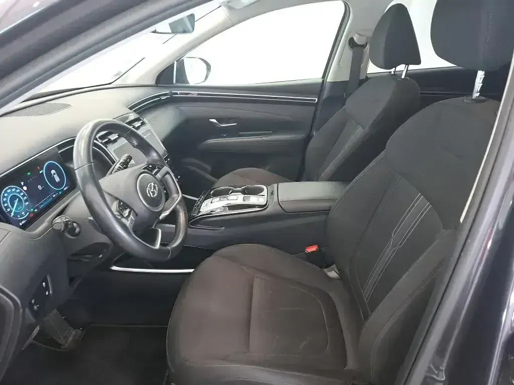 Usado Hyundai Tucson 265 CV (194 kW) 2023 Gris SUV