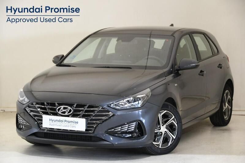 Dark night Usado 2023 Hyundai i30 | 19.600 € (Precio justo) - Imagen 1/4