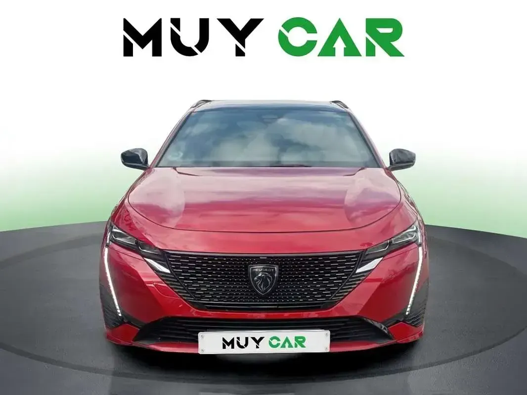 Usado Peugeot 308 SW GT 131 CV (96 kW) 2022 Rojo Familiar