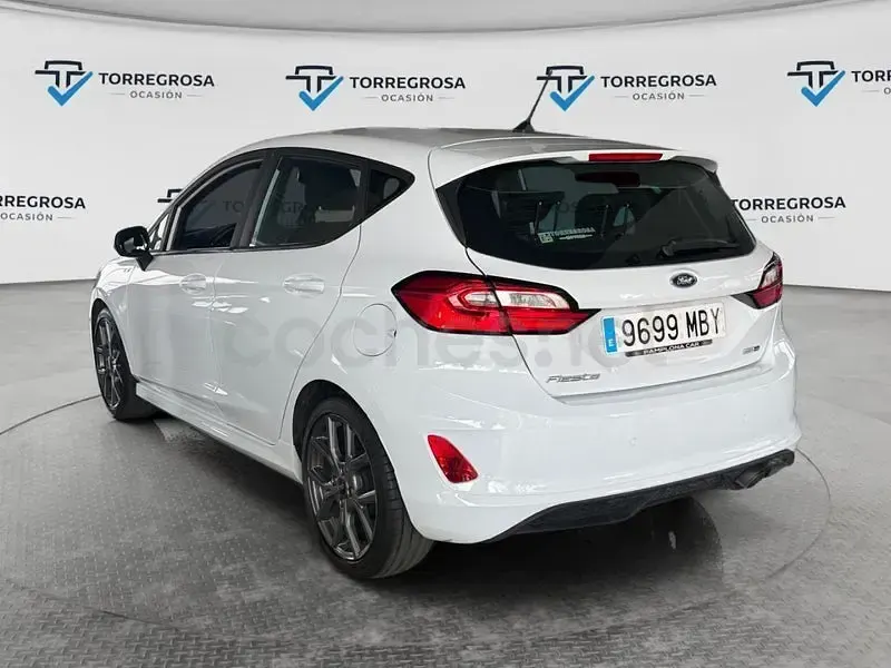Usado Ford Fiesta ST-Line 125 CV (91 kW) 2022 Blanco Utilitario