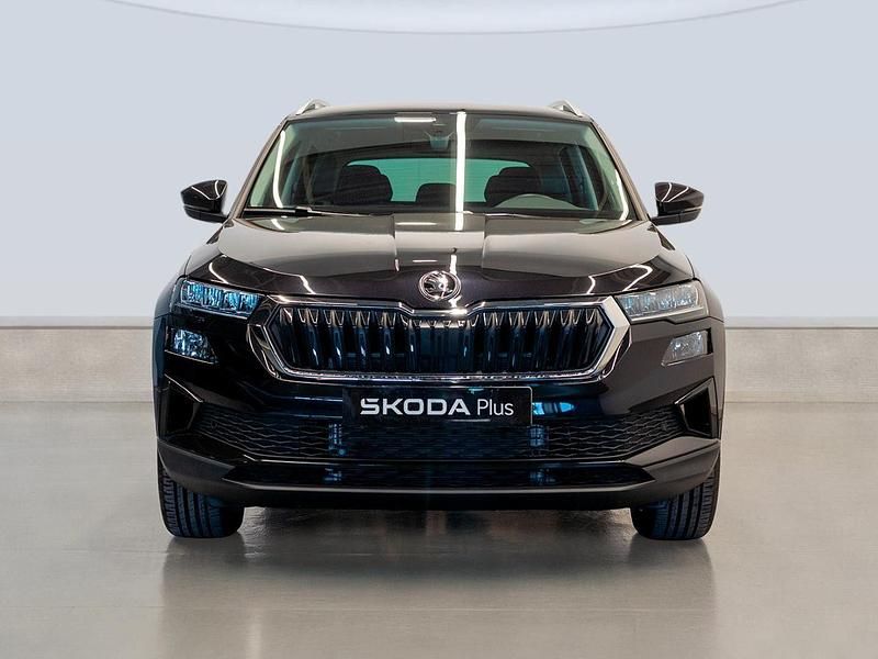 Usado Skoda Karoq Selection 150 CV (110 kW) 2025 Negro SUV