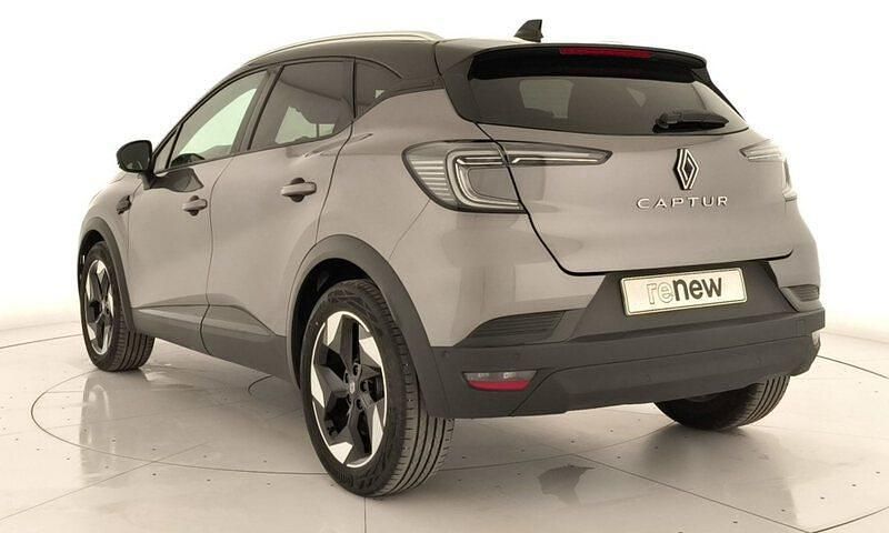 Usado Renault Captur Techno 100 CV (73 kW) 2025 Gris SUV