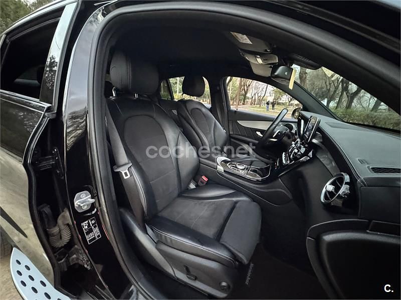 Usado Mercedes GLC220 194 CV (142 kW) 2018 Negro Coupe