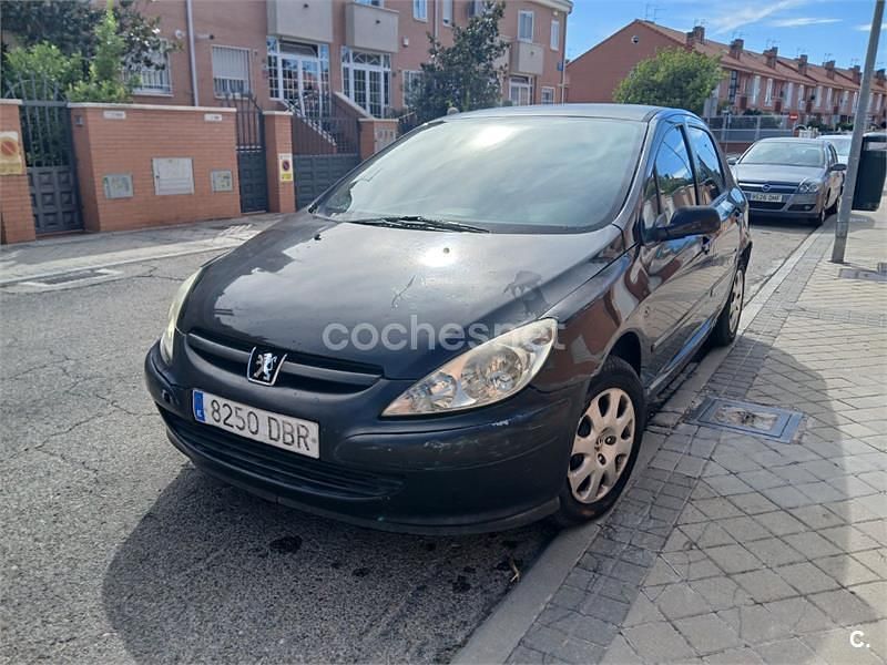 Negro Usado 2004 Peugeot 307 Berlina | 1750 € (Super precio) - Imagen 1/4