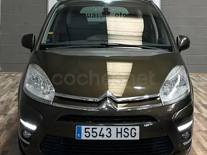 Usado Citroën Grand C4 Picasso Seduction 112 CV (82 kW) 2013 Marrón Monovolumen