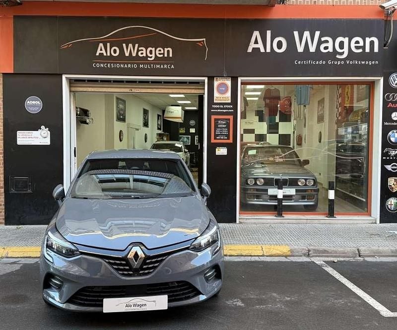Usado Renault Clio V RS Line 91 CV (66 kW) 2021 Gris Utilitario