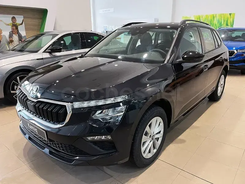 Nuevo Skoda Kamiq 115 CV (84 kW) 2026 Negro SUV