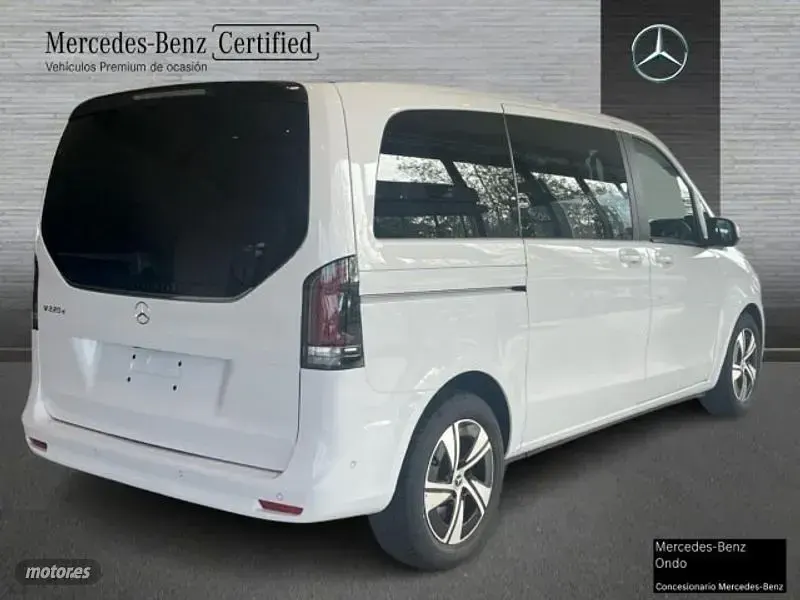 Nuevo Mercedes V220 Style 163 CV (119 kW) 2026 Blanco Monovolumen