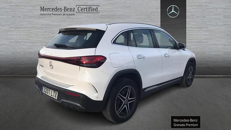 Usado Mercedes EQA250 AMG line 139 kW (190 CV) 2021 Blanco polar SUV