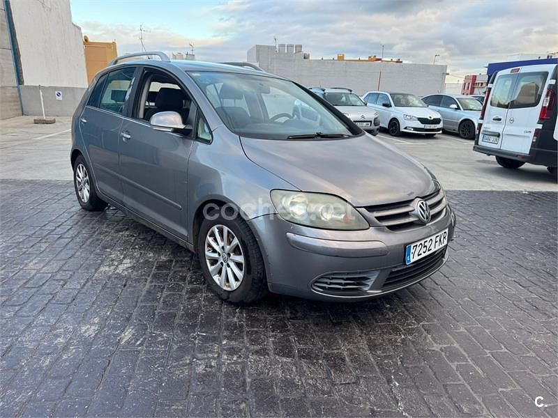 Marrón Usado 2007 VW Golf Plus Cross Trendline Monovolumen | 3990 € (Buen precio) - Imagen 1/4