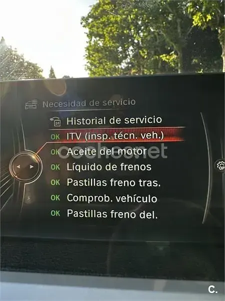 Usado BMW 318 150 CV (110 kW) 2017 Azul Familiar