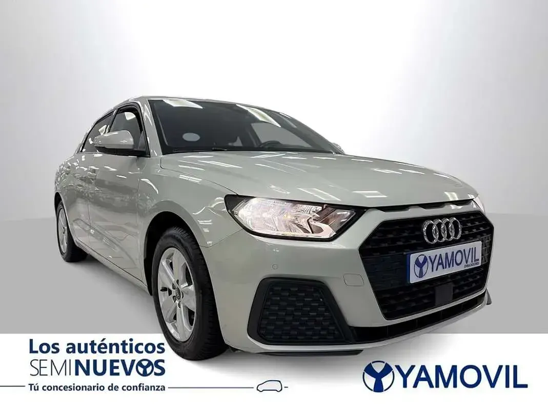 Usado Audi A1 Sportback Advanced Plus 95 CV (69 kW) 2023 Gris Utilitario
