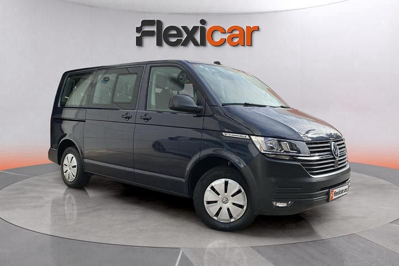 Gris Usado 2023 VW Caravelle Monovolumen | 30.990 € (Super precio) - Imagen 1/4