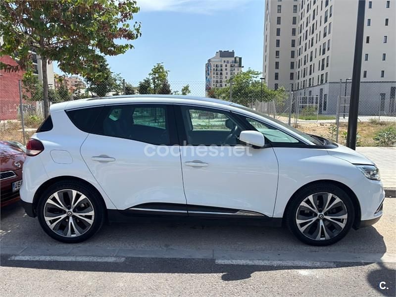 Blanco Usado 2018 Renault Scénic IV Zen Monovolumen | 11.700 € (Buen precio) - Imagen 1/4