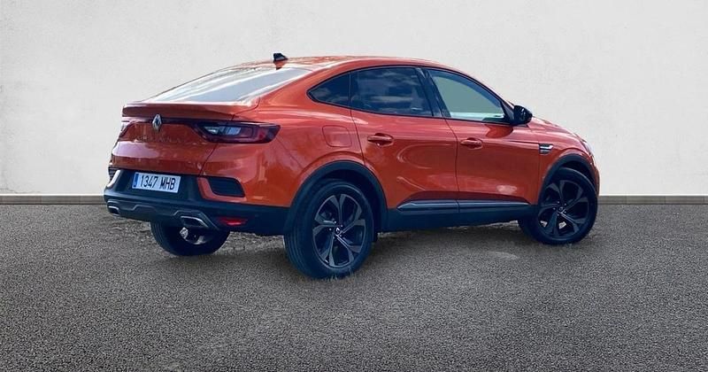 Usado Renault Arkana RS Line 160 CV (117 kW) 2023 SUV