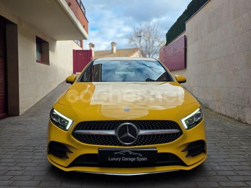 Usado Mercedes A180 116 CV (85 kW) 2020 Amarillo Berlina