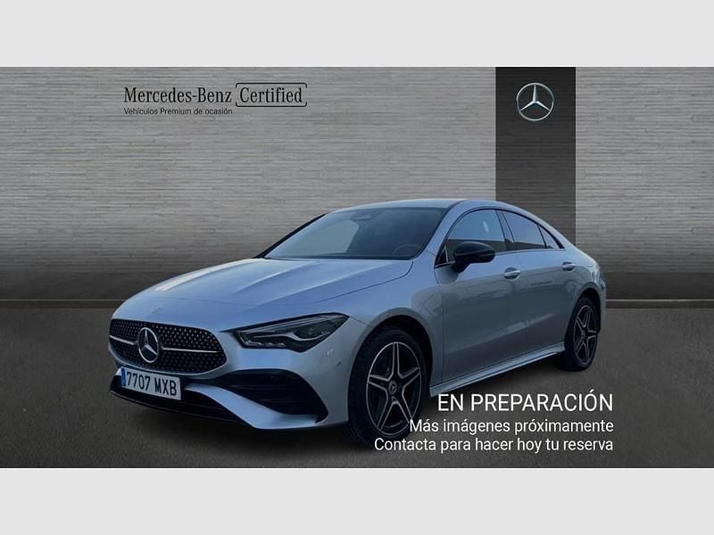 Usado Mercedes CLA250e AMG line 218 CV (160 kW) 2024 Gris Berlina