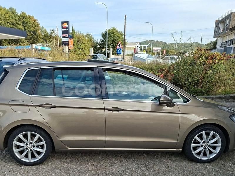 Usado VW Golf Sportsvan Advance 150 CV (110 kW) 2015 Marrón Monovolumen