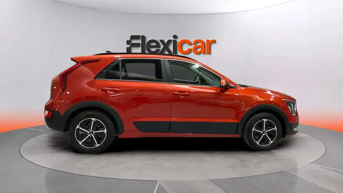 Usado Kia Niro 184 CV (135 kW) 2023 Naranja SUV