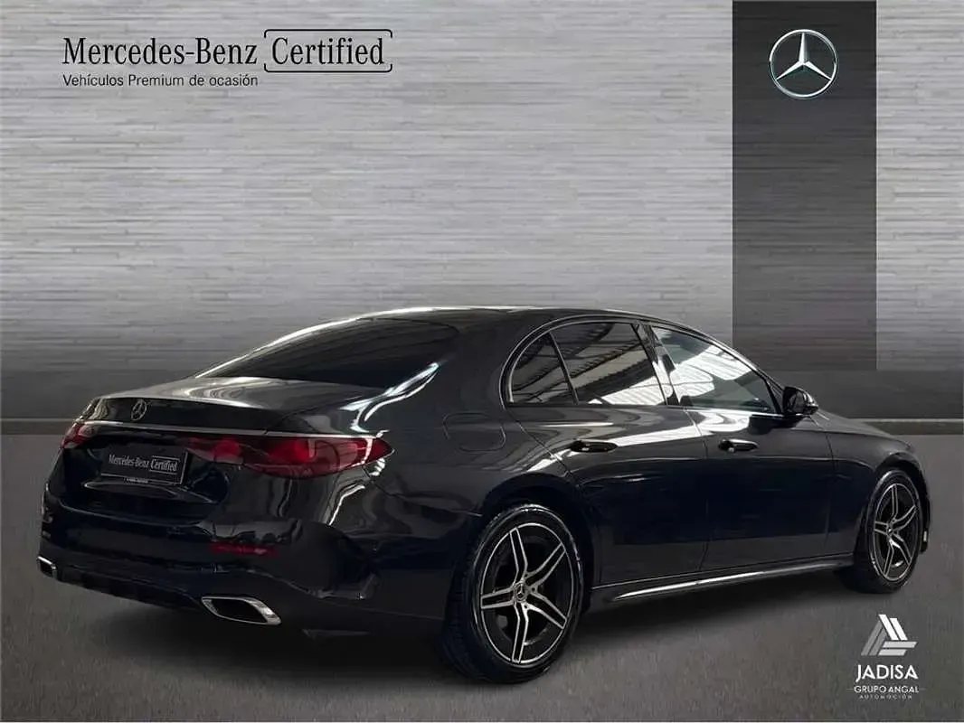 Usado Mercedes E220 197 CV (144 kW) 2025 Berlina