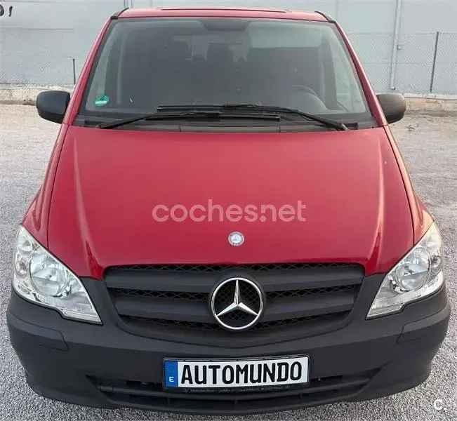 Usado Mercedes V200 Marco Polo 136 CV (100 kW) 2014 Rojo Monovolumen