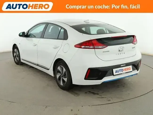 Usado Hyundai Ioniq Classic 141 CV (103 kW) 2017 Blanco Utilitario