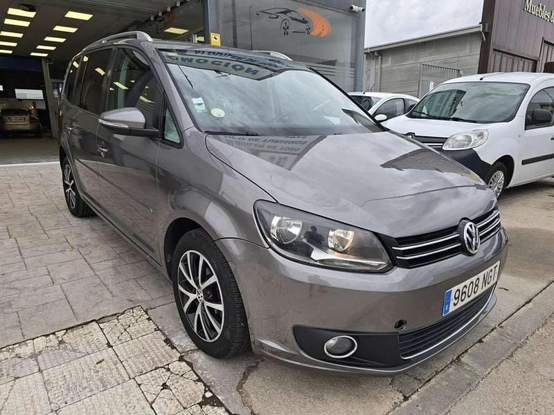 Usado VW Touran Edition 105 CV (77 kW) 2011 Gris Monovolumen