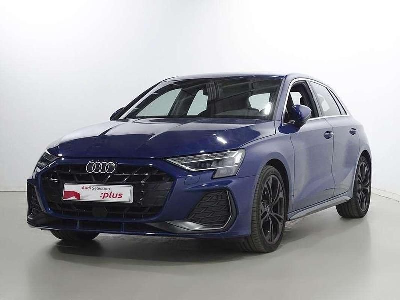 Azul Usado 2024 Audi A3 Sportback Utilitario | 33.700 € (Caro) - Imagen 1/4