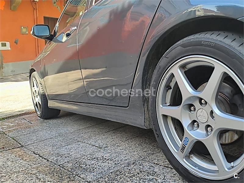 Usado Honda Accord Executive 140 CV (102 kW) 2006 Gris / plata Berlina