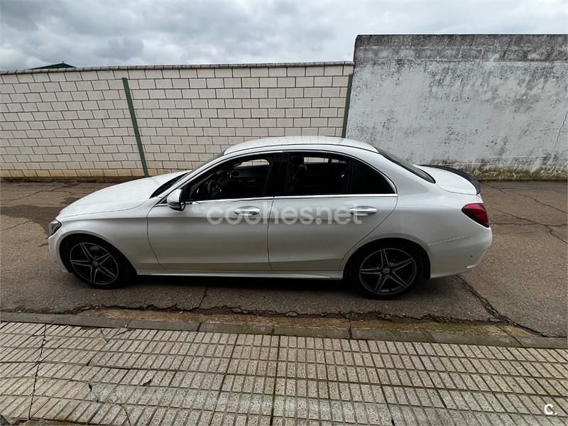 Usado Mercedes C220 170 CV (125 kW) 2017 Blanco Berlina