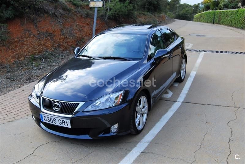 Negro Usado 2010 Lexus IS250 President Line Berlina | 15.499 € (Caro) - Imagen 1/4
