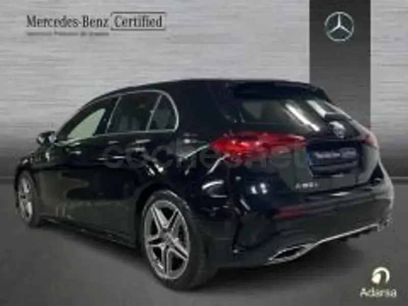 Usado Mercedes A180 116 CV (85 kW) 2024 Negro Berlina