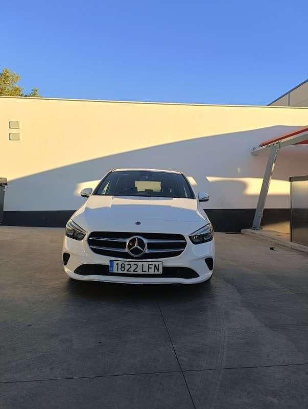 Usado Mercedes B200 150 CV (110 kW) 2020 Blanco Monovolumen