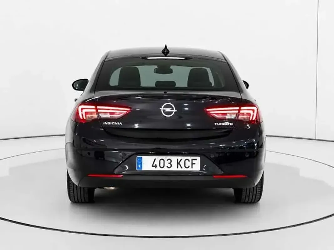 Usado Opel Insignia Excellence 136 CV (100 kW) 2017 Azul Berlina